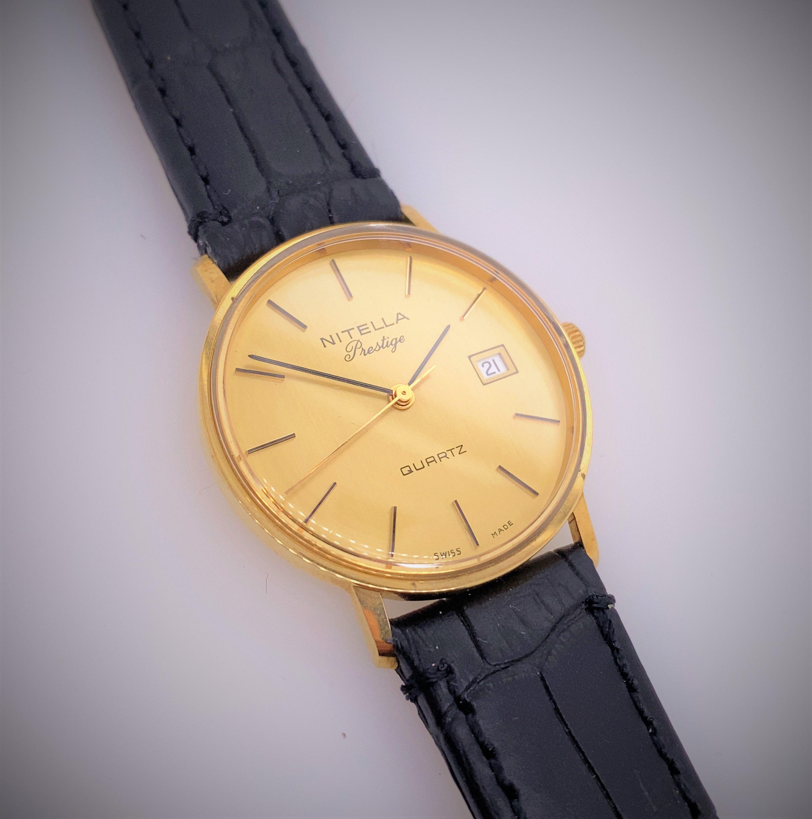 14K Classic Gold Nitella wrist watch 33.5mm