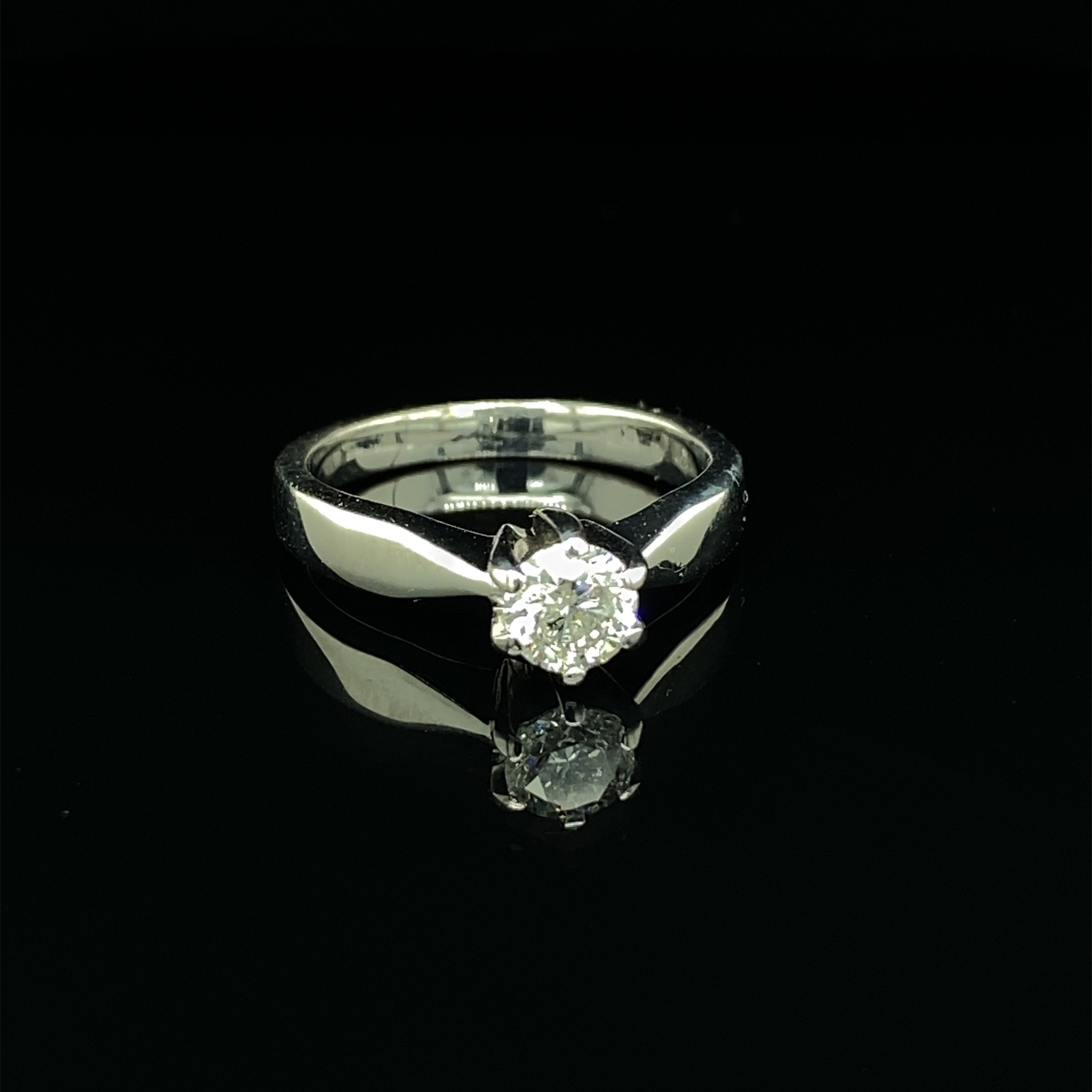 9K White gold ring 0.35ct- H - I1