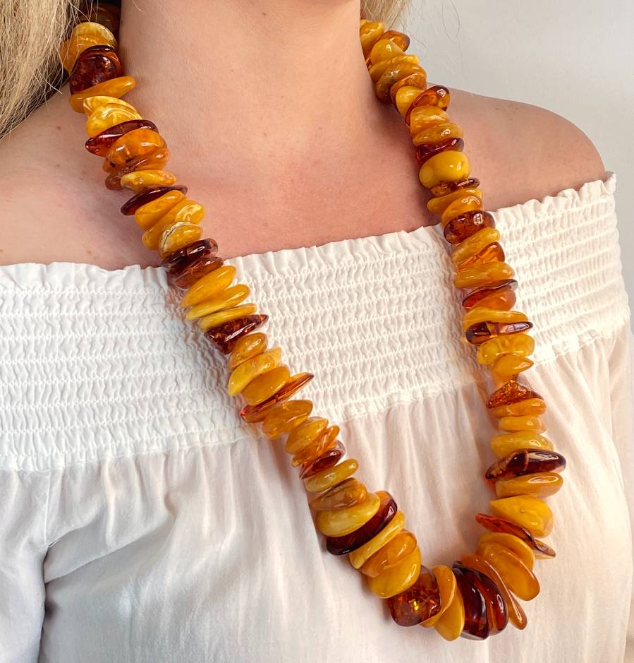 Amber Necklace Made of Precious Healing Baltic Amber. This natural Baltic Amber necklace was formed over 45 million years ago, and is belived to be a great source for natural healing, harmony and well-being. All Amber items are one of a kind and crafted by hand. 