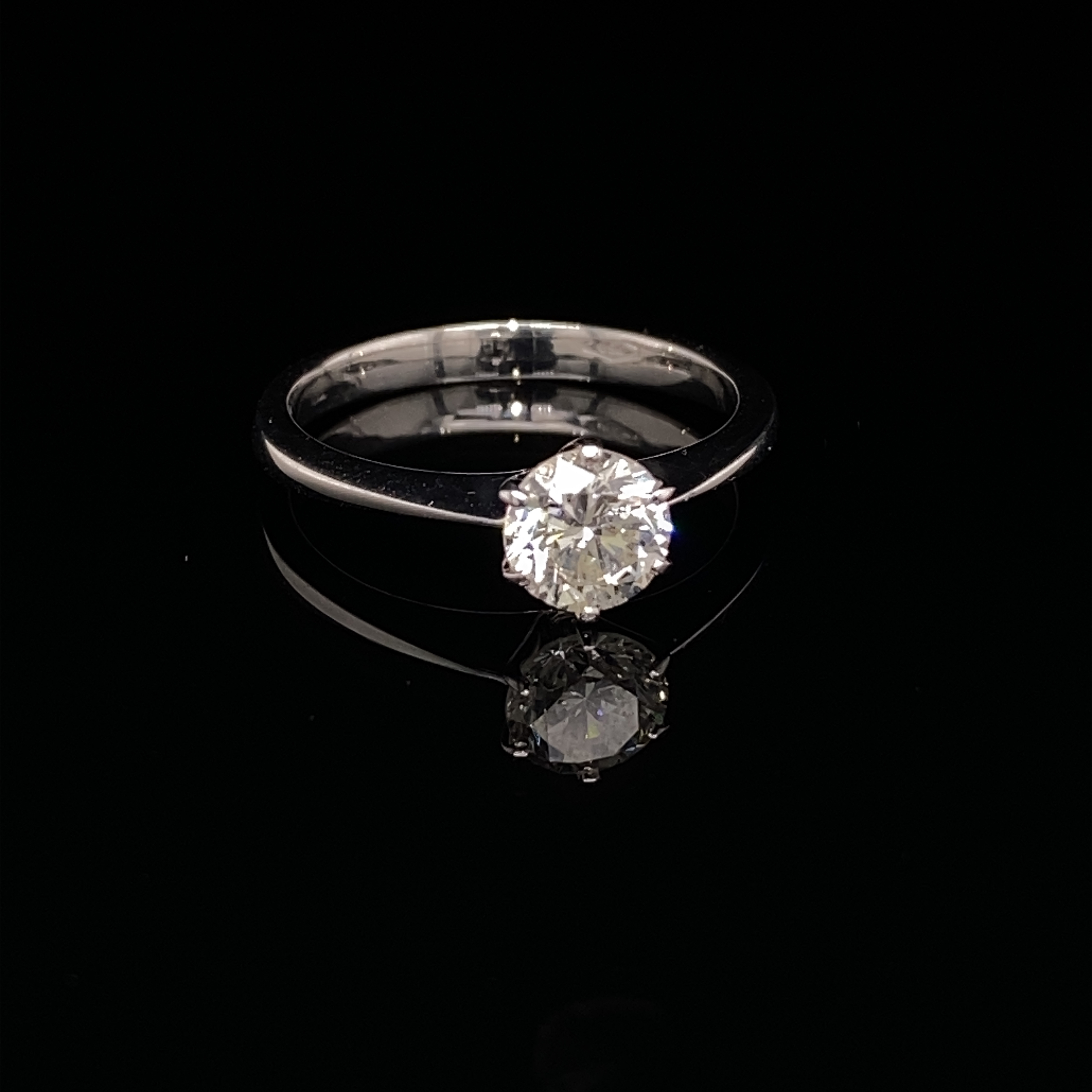 18K énstens diamantring ca.90ct.