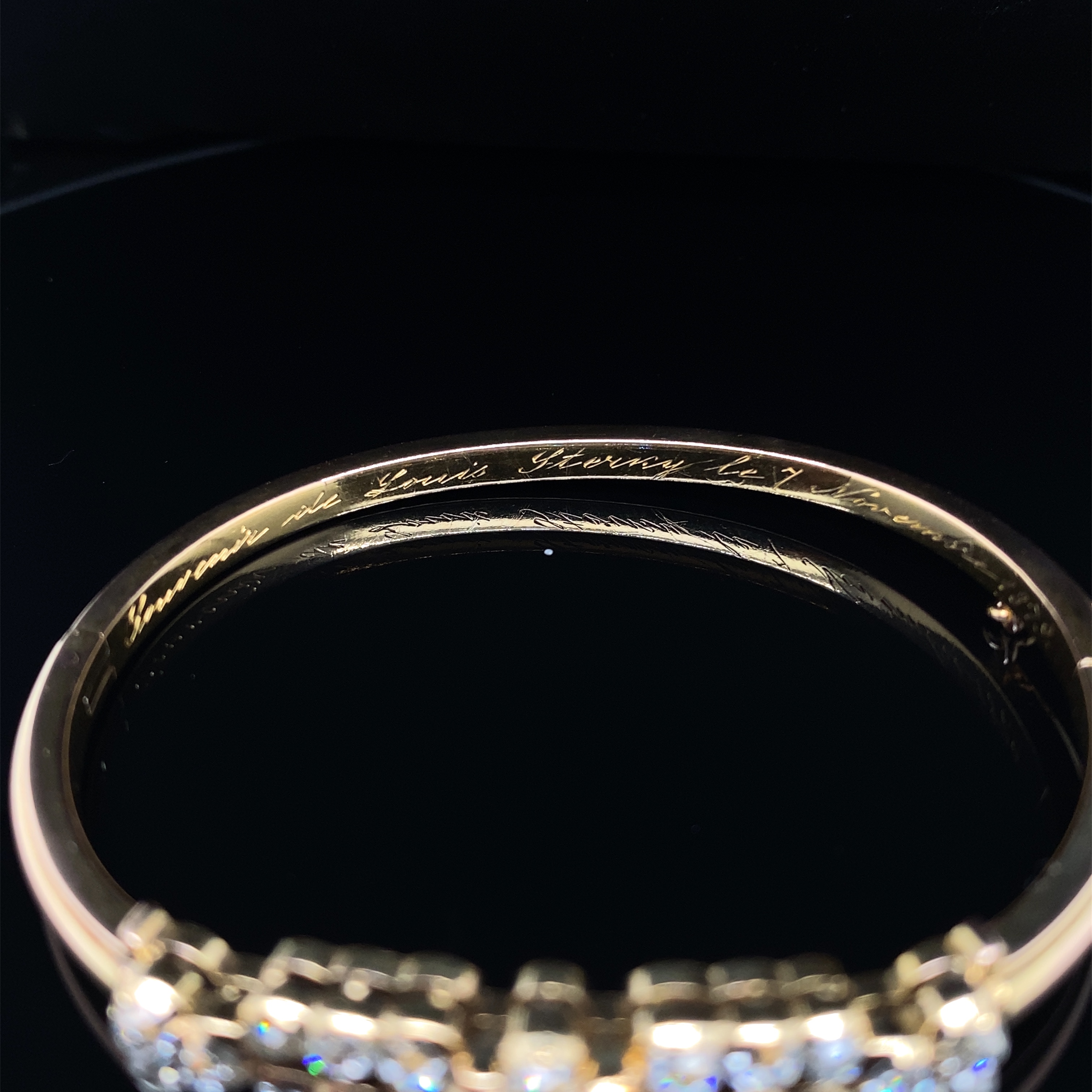 18K Antique Gold Bangle from 1879 - 23 old european cut diamonds - Approx, 3,30tctw.